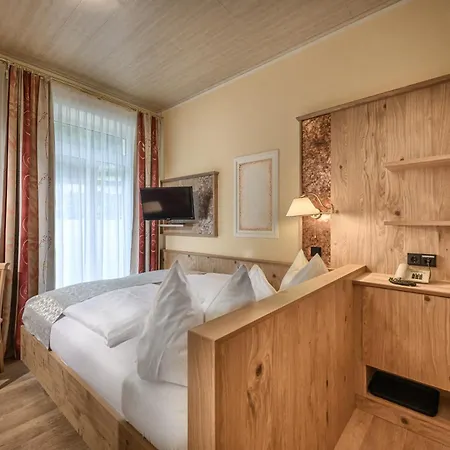 Alpenblick Hotel 3*