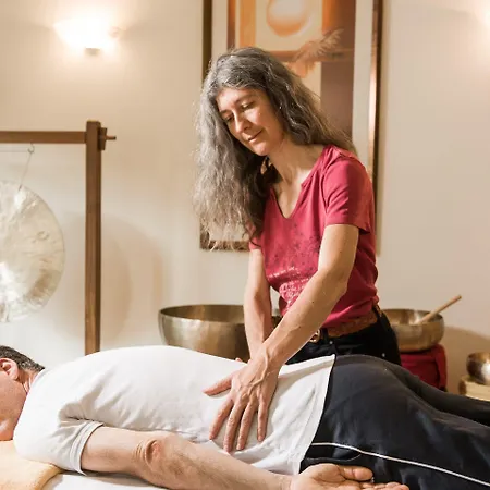 奥攀布莱克酒店