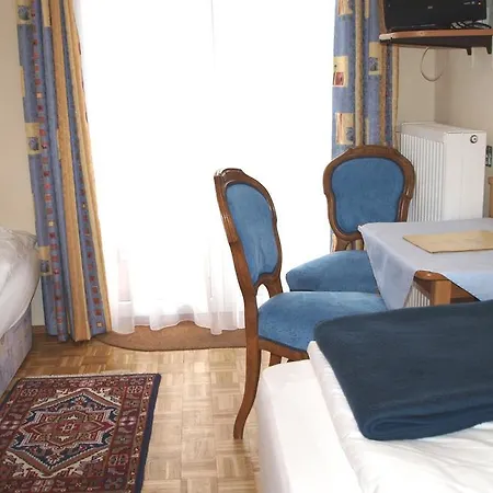 Hotel Alpenblick 3*